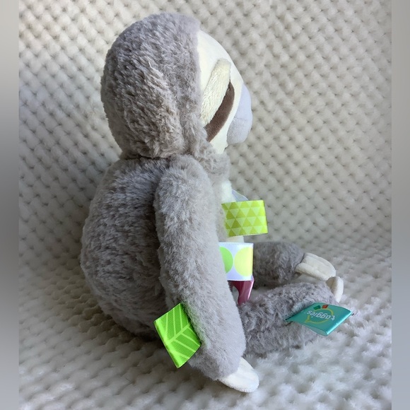 Mary Meyer Taggies Grey Sloth Stuffed Animal Plush Learning Toy - Picture 2 of 12